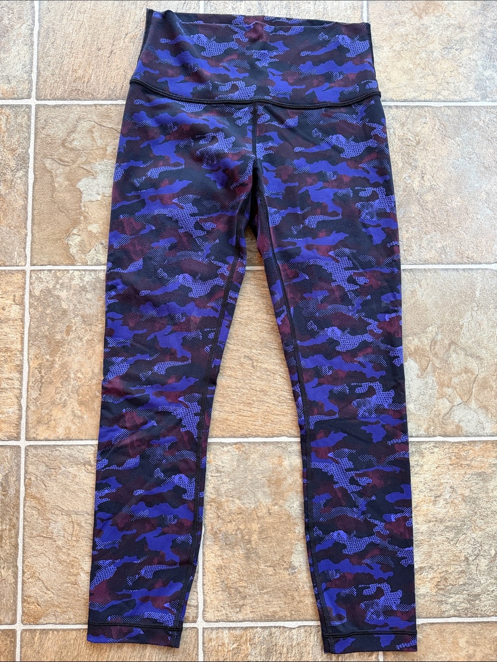 Lululemon Wunder Under Leggings Womens Size 6 Purple Blue Camo Full Length